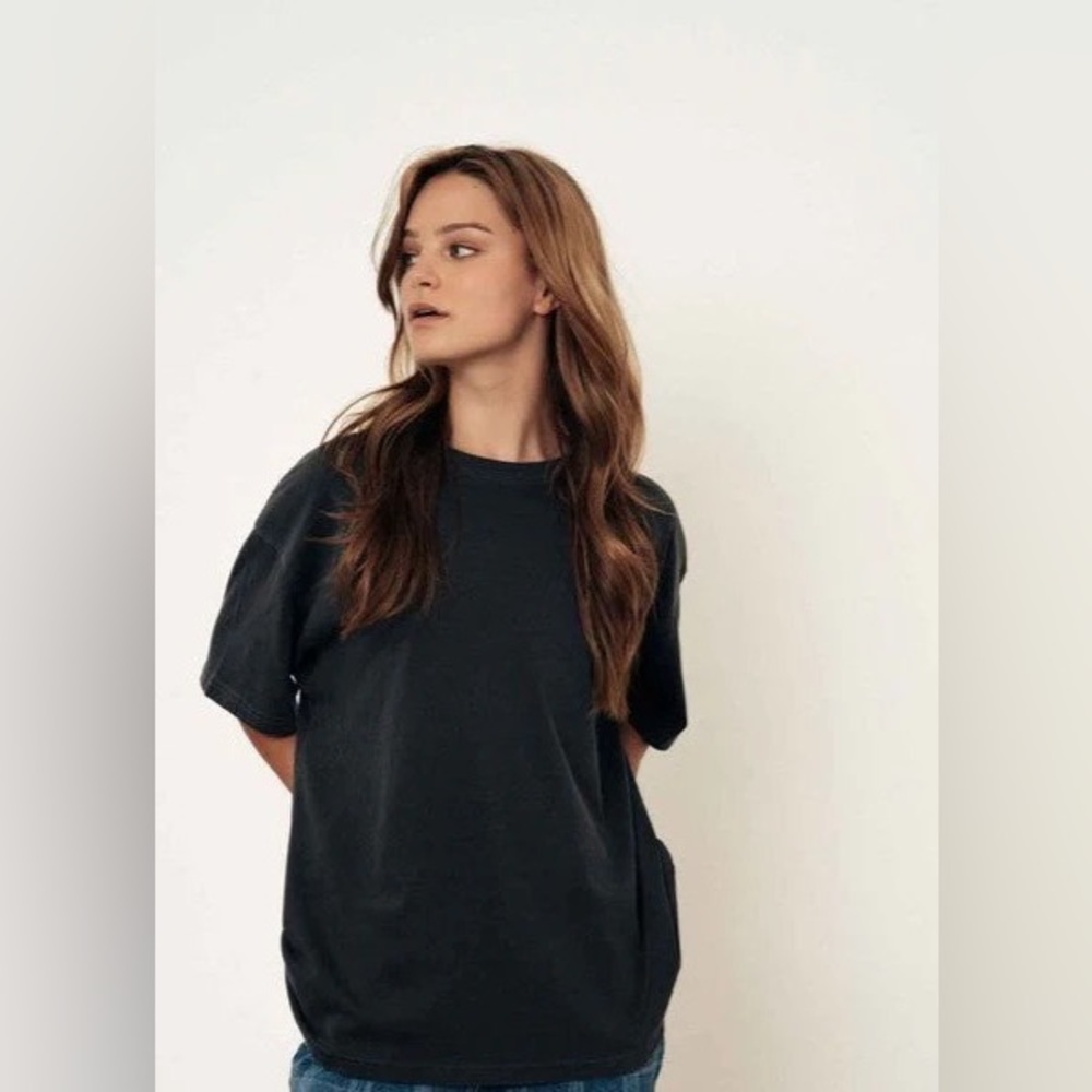 Oversized basic black tee - Picture 4 of 5